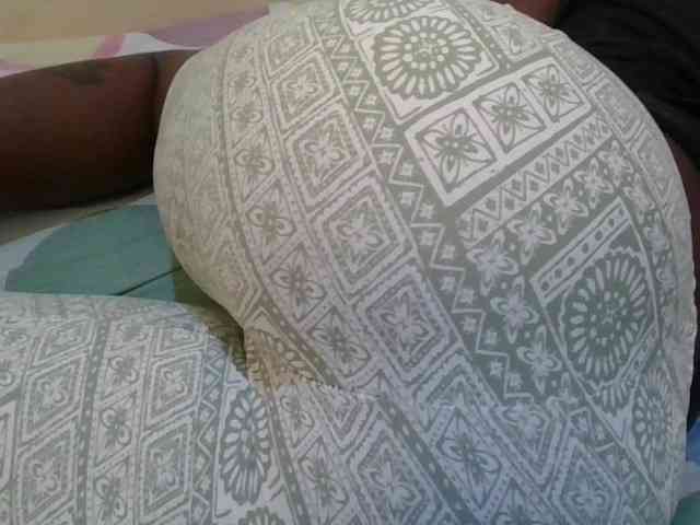 Girlnextdoor8 webcam