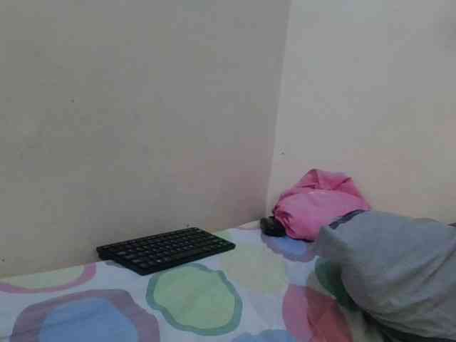 Girlnextdoor8 webcam