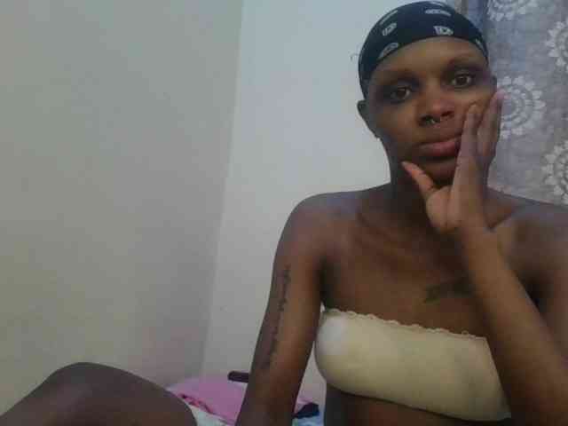 Girlnextdoor8 webcam