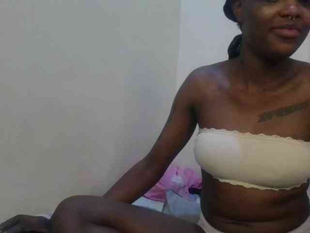 Girlnextdoor8 webcam