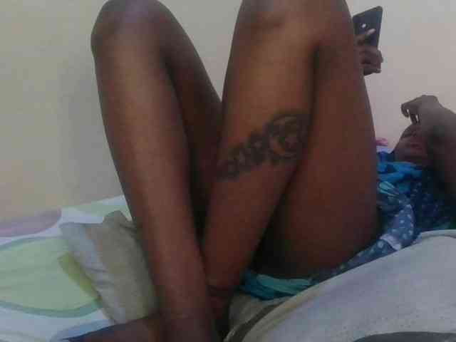 Girlnextdoor8 webcam