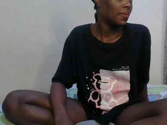 Girlnextdoor8 webcam