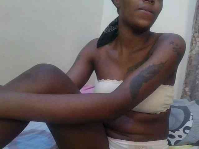 Girlnextdoor8 webcam
