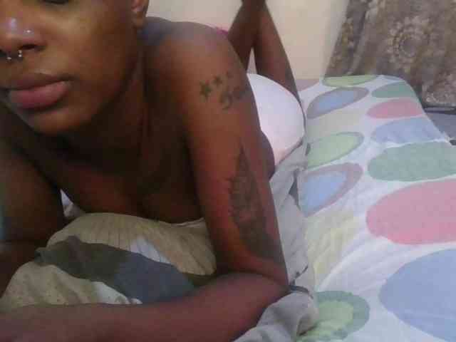 Girlnextdoor8 webcam