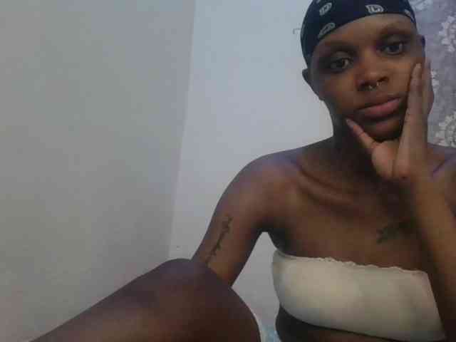 Girlnextdoor8 webcam