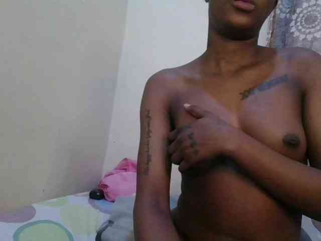 Girlnextdoor8 webcam