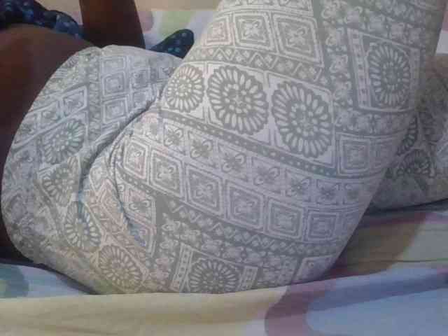 Girlnextdoor8 webcam