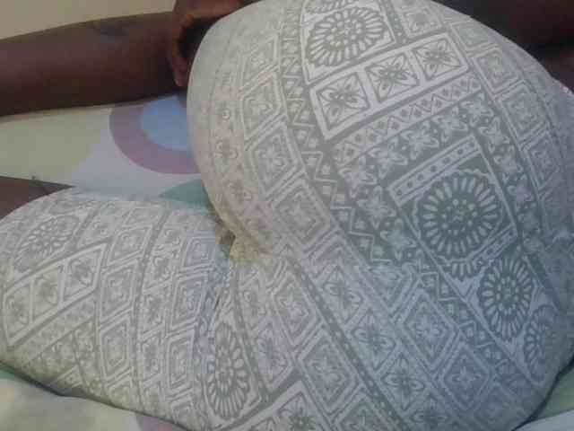 Girlnextdoor8 webcam