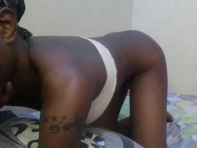 Girlnextdoor8 webcam