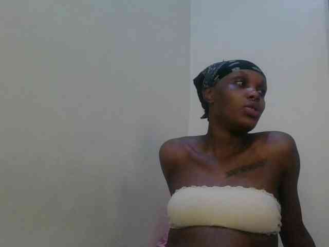 Girlnextdoor8 webcam