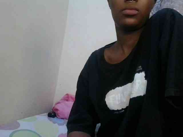 Girlnextdoor8 webcam