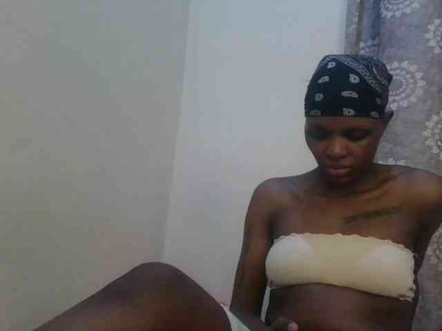 Girlnextdoor8 webcam