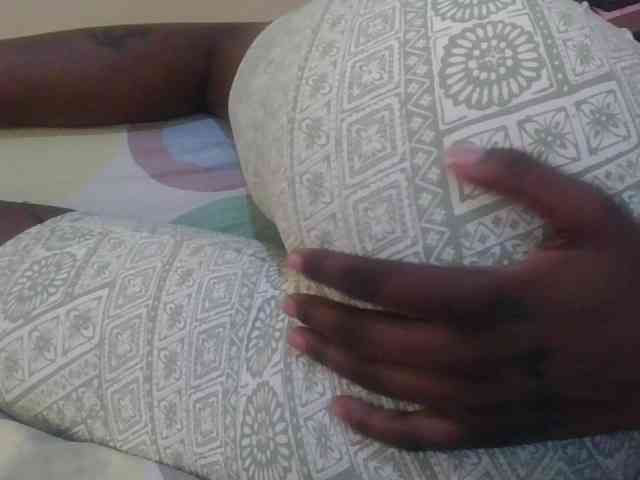 Girlnextdoor8 webcam