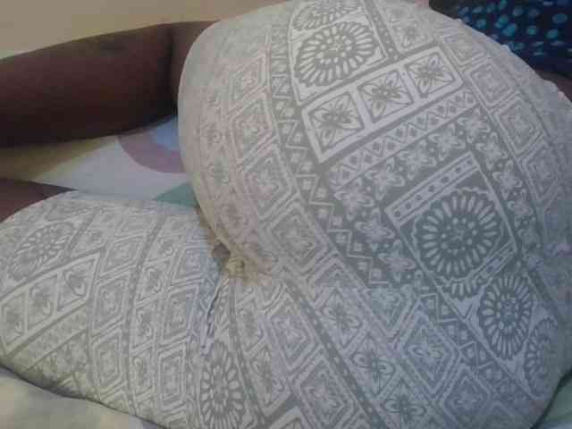 Girlnextdoor8 webcam