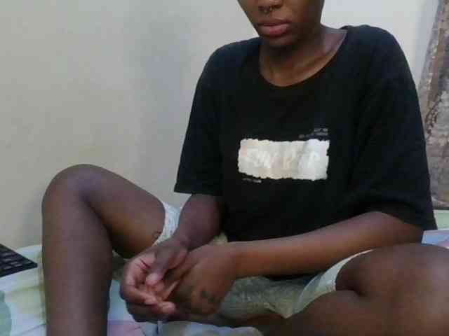 Girlnextdoor8 webcam