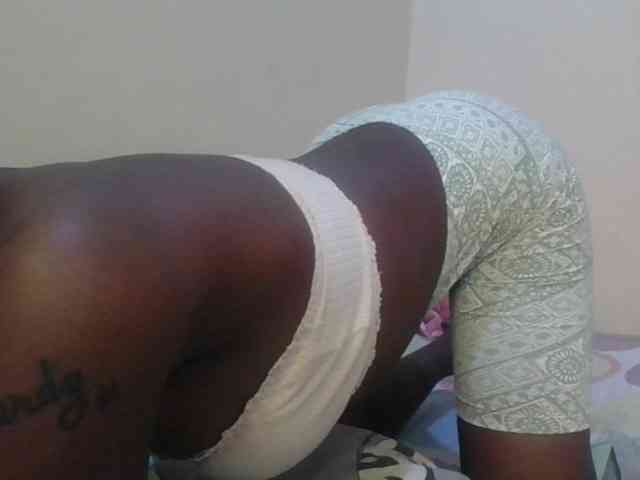 Girlnextdoor8 webcam