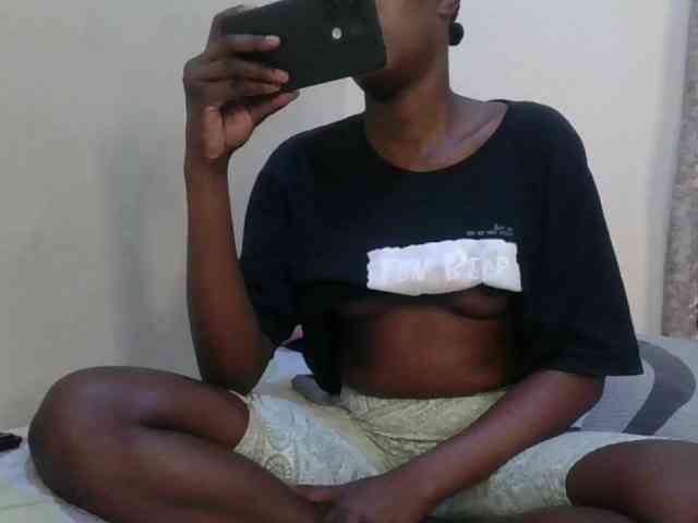 Girlnextdoor8 webcam