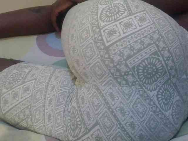 Girlnextdoor8 webcam