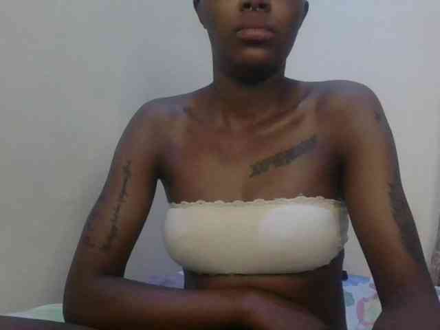 Girlnextdoor8 webcam