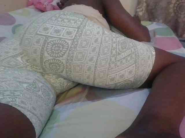 Girlnextdoor8 webcam