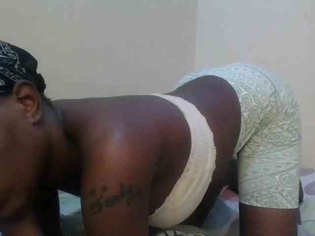 Girlnextdoor8 webcam