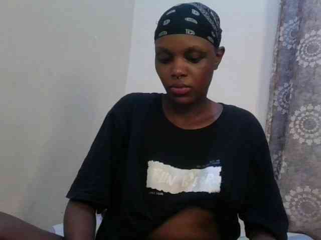 Girlnextdoor8 webcam