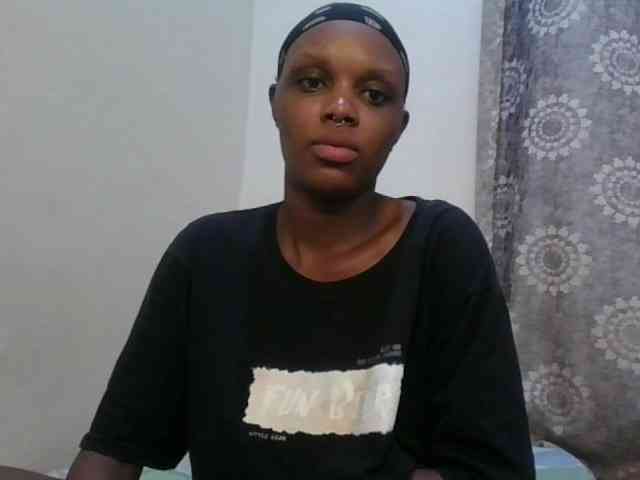 Girlnextdoor8 webcam