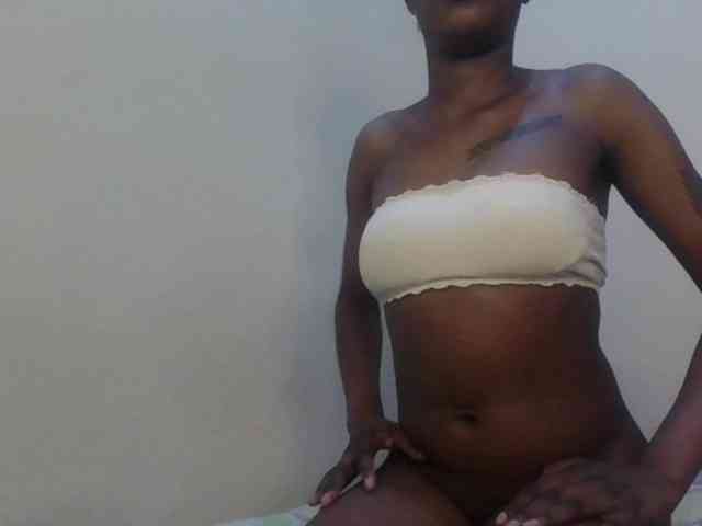 Girlnextdoor8 webcam