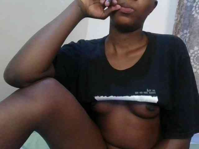 Girlnextdoor8 webcam