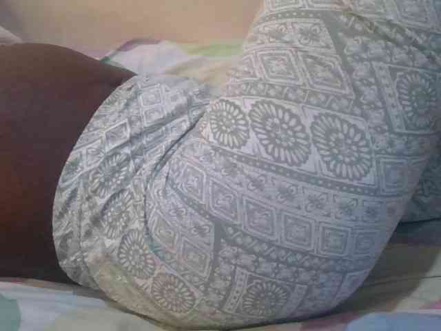 Girlnextdoor8 webcam