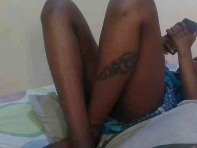 Girlnextdoor8 webcam