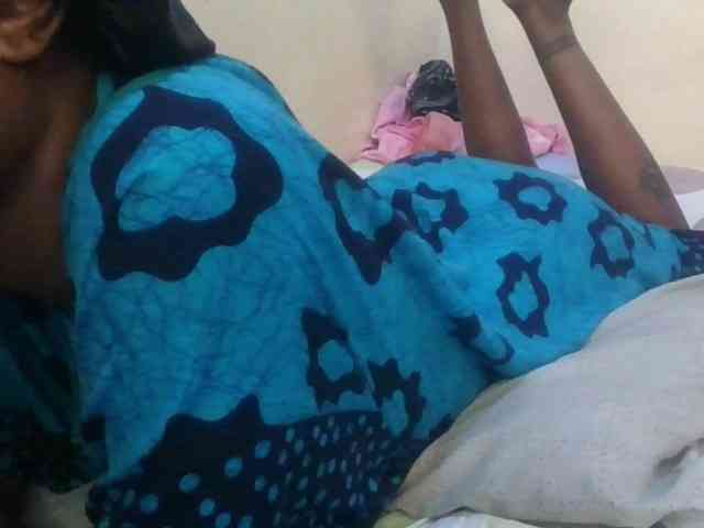 Girlnextdoor8 webcam