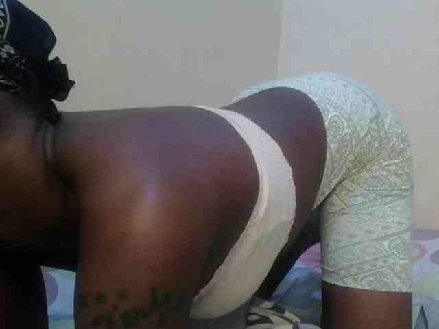 Girlnextdoor8 webcam