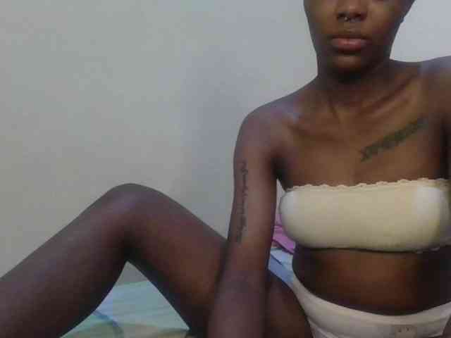 Girlnextdoor8 webcam