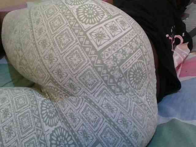 Girlnextdoor8 webcam