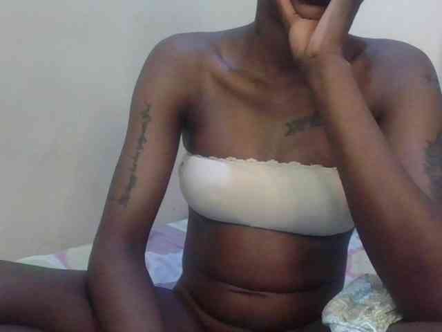 Girlnextdoor8 webcam