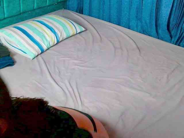 MilaFyre webcam