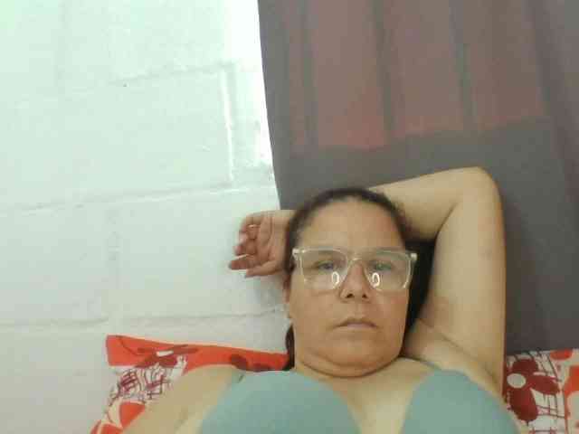 lucianamaster webcam