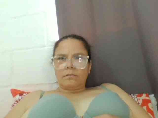 lucianamaster webcam