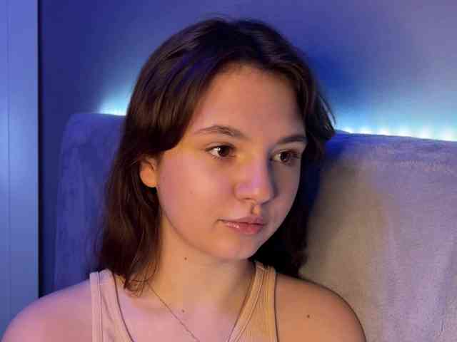 AlisaRichGold webcam