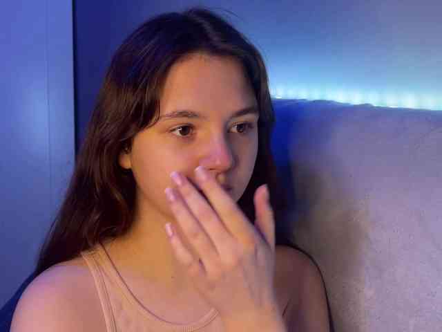 AlisaRichGold webcam