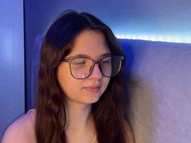 AlisaRichGold webcam