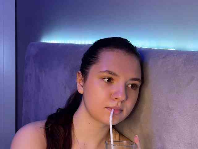 AlisaRichGold webcam