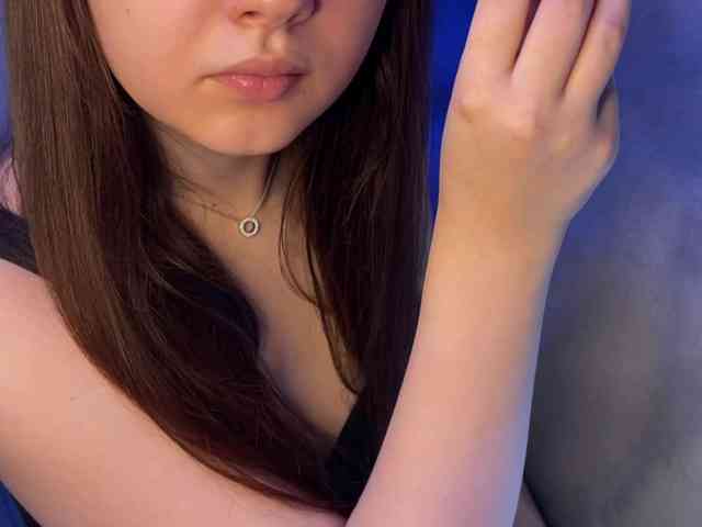 AlisaRichGold webcam
