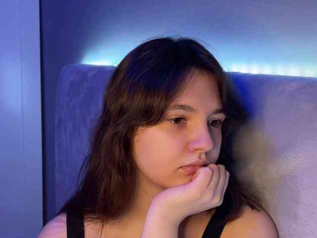 AlisaRichGold webcam