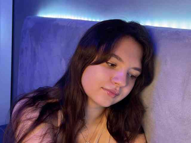 AlisaRichGold webcam