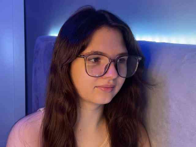 AlisaRichGold webcam