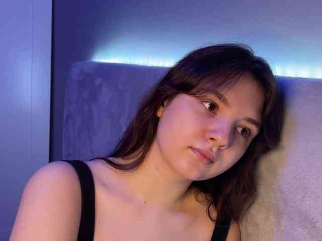 AlisaRichGold webcam