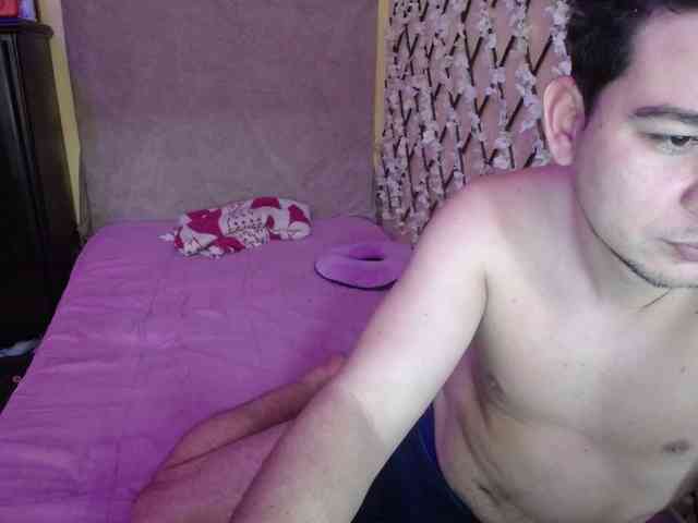 ANDREAHOTCOUPLE69 webcam