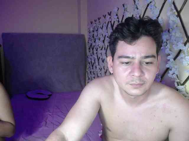 ANDREAHOTCOUPLE69 webcam